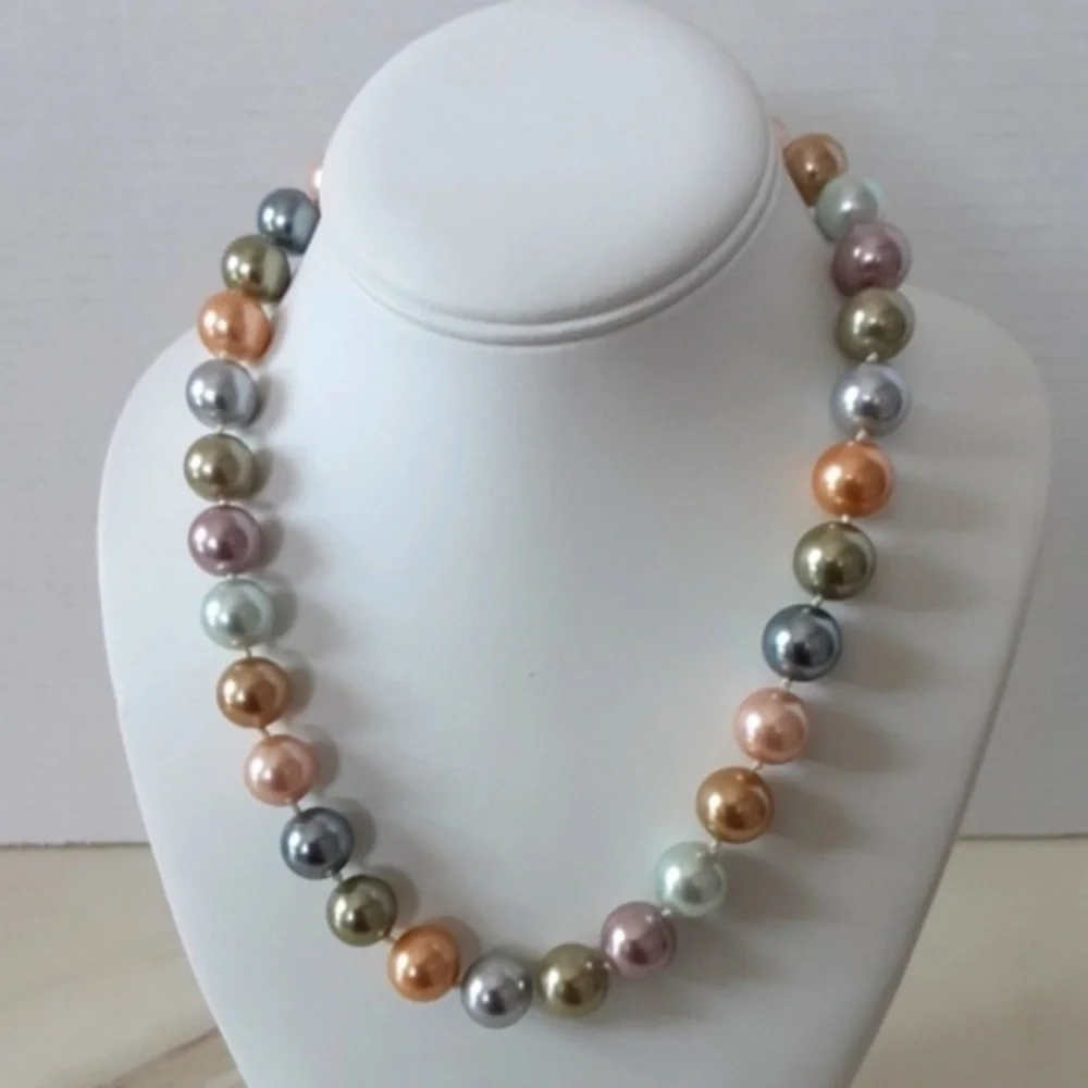 Kenneth Jay Lane 2009 Inaugural Simulated Pastel Pearl Necklace Signed Vintage